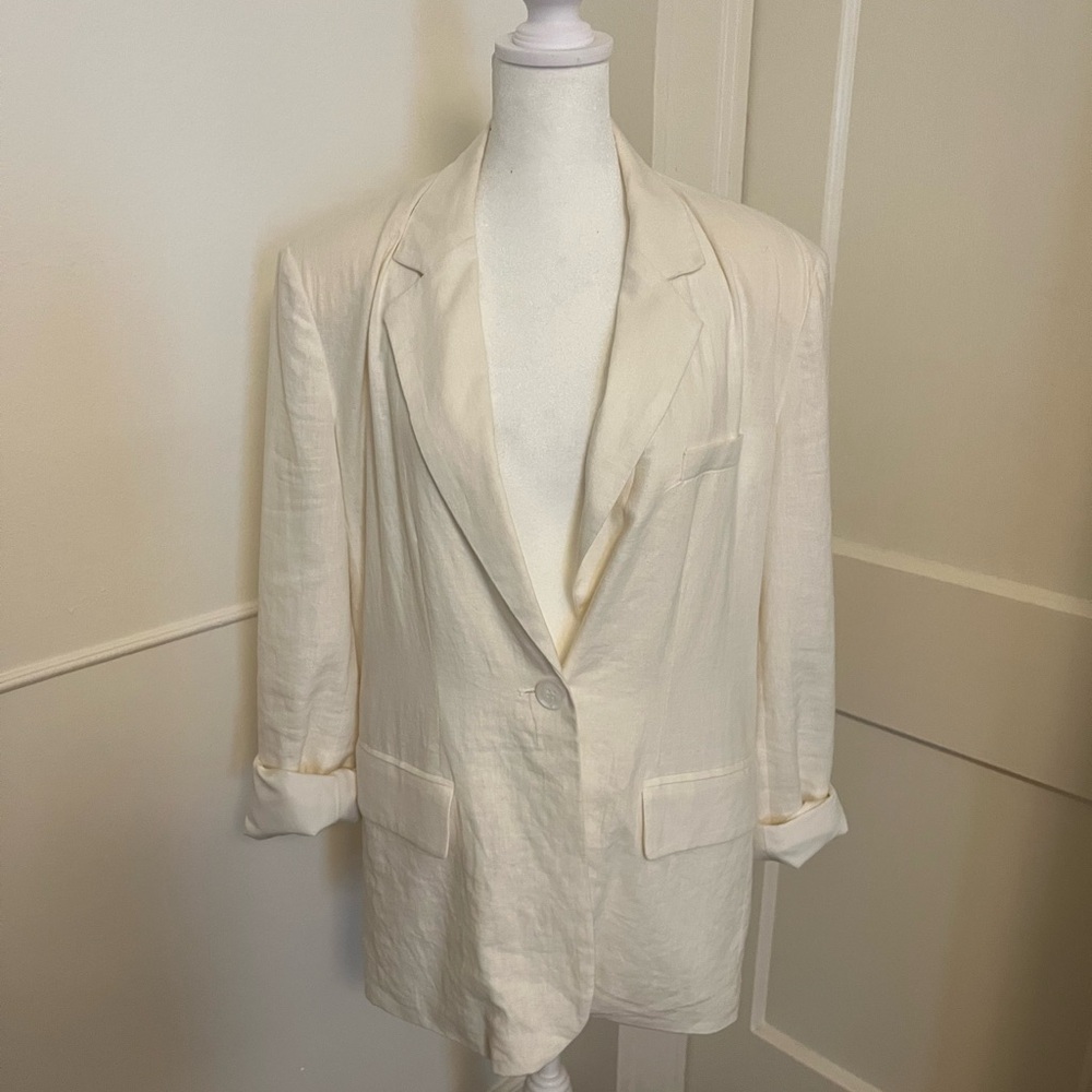Steve Madden Cream Blazer